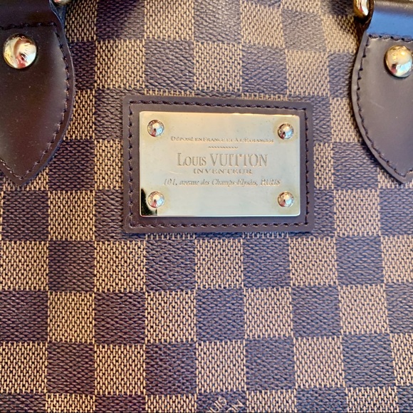 Louis Vuitton bag discontinued. - Picture 5 of 7